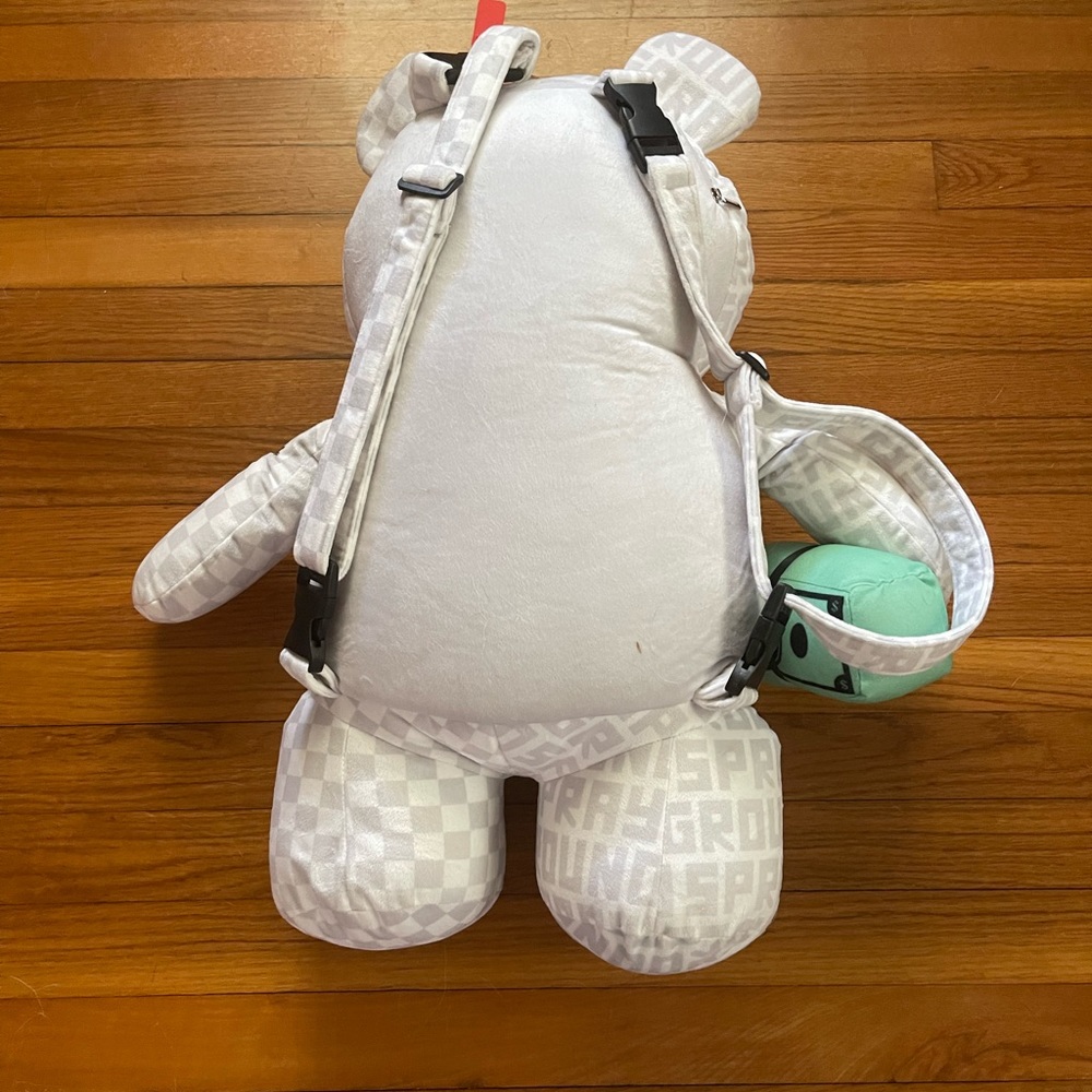 Brand new never worn Sprayground Teddy Bear Bag Pack - Picture 2 of 2